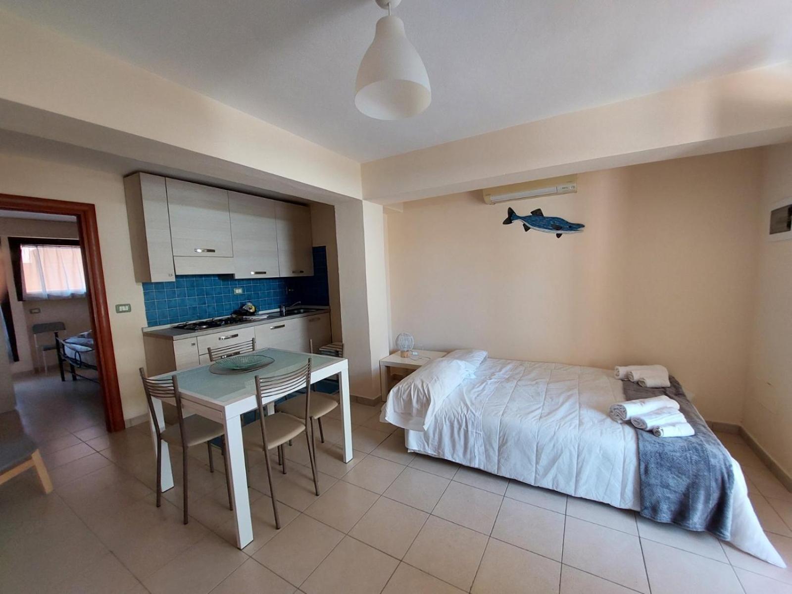 Lido I Palmizi Apartment Capoliveri  Ngoại thất bức ảnh